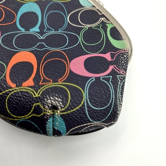 Vintage Coach Navy Optic C Rainbow Coin Pouch Bag Kiss Lock Close READ - Picture 3 of 13